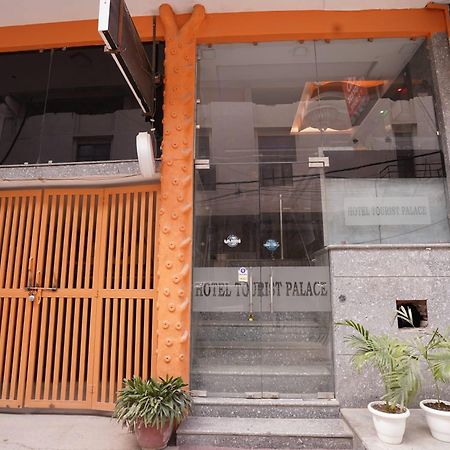 Hotel Tourist Palace Nuova Delhi Esterno foto