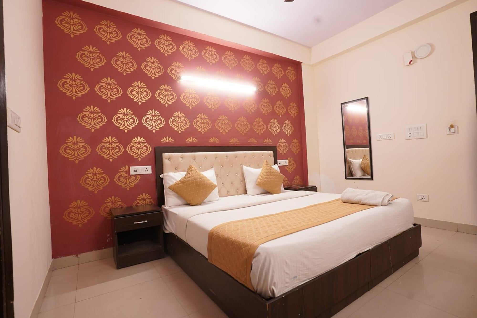Hotel Tourist Palace Nuova Delhi Esterno foto